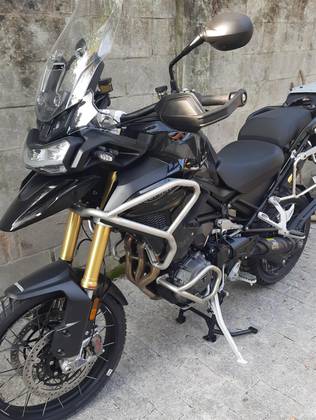 TRIUMPH TIGER 1200 BLACK EDITION TRIUMPH TIGER 1200 BLACK EDITION